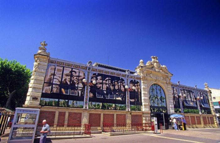 Le Bourget - Suite Romantique Narbonne Eksteriør bilde